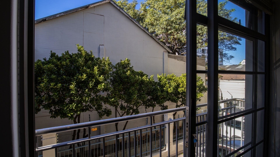 2 Bedroom Property for Sale in Cape Town City Centre Western Cape